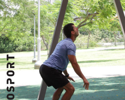 מאמן כושר משתופף לפני קפיצה מהו אימון מטבולי