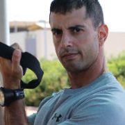 מאמן כושר אישי בסביון: מדריך פרטי מוסמך, מנוסה ומקצועי מאמן כושר אישי עם רצועות